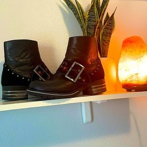 Dromedaris black boots